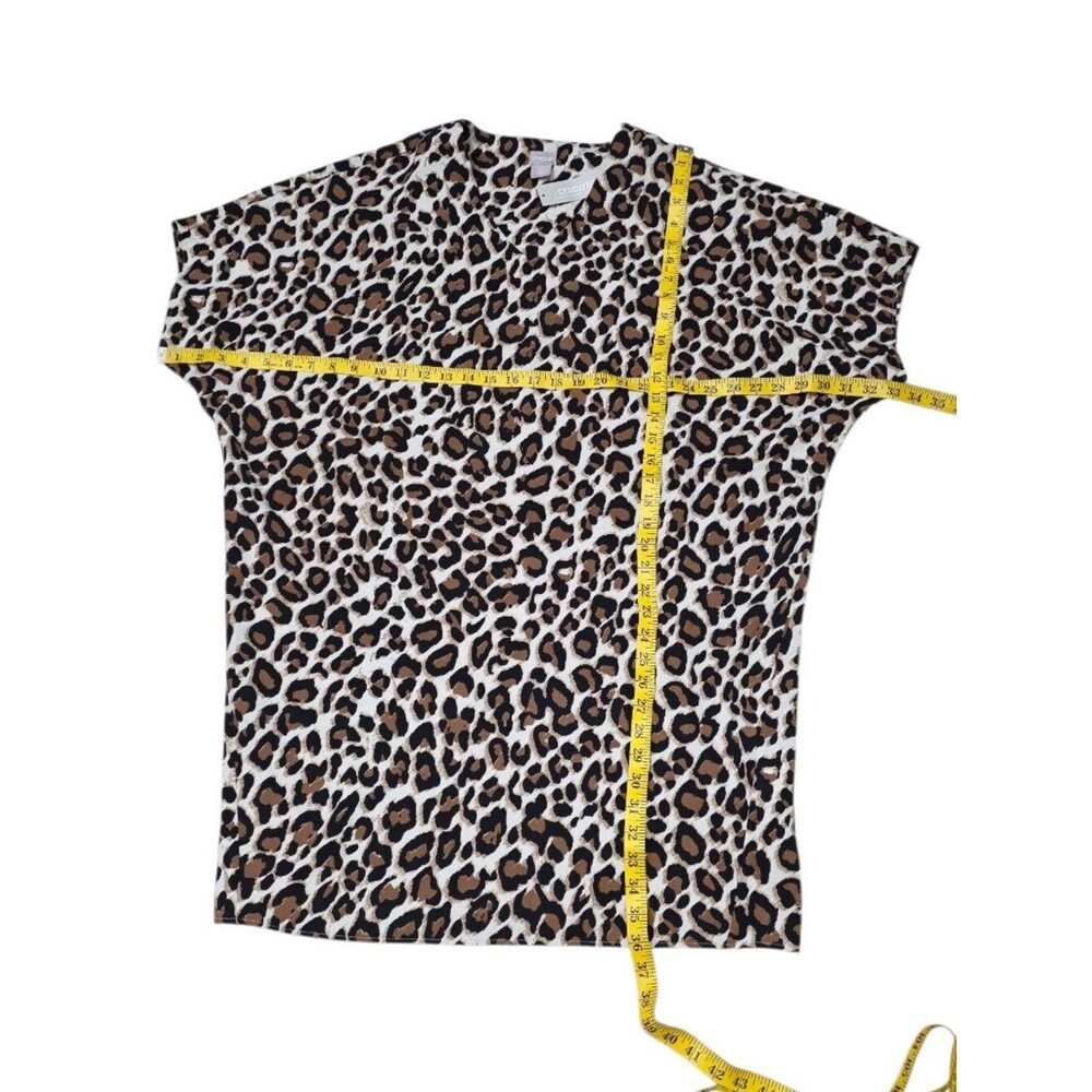 NWT Chico's Leopard Print V-Neck Tunic Top Animal Print Relaxed Fit Size 2 - Picture 4 of 5